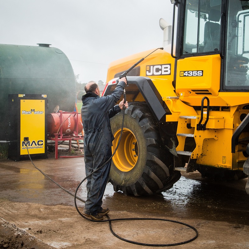 Stoomcleaner agrarier of loonwerker